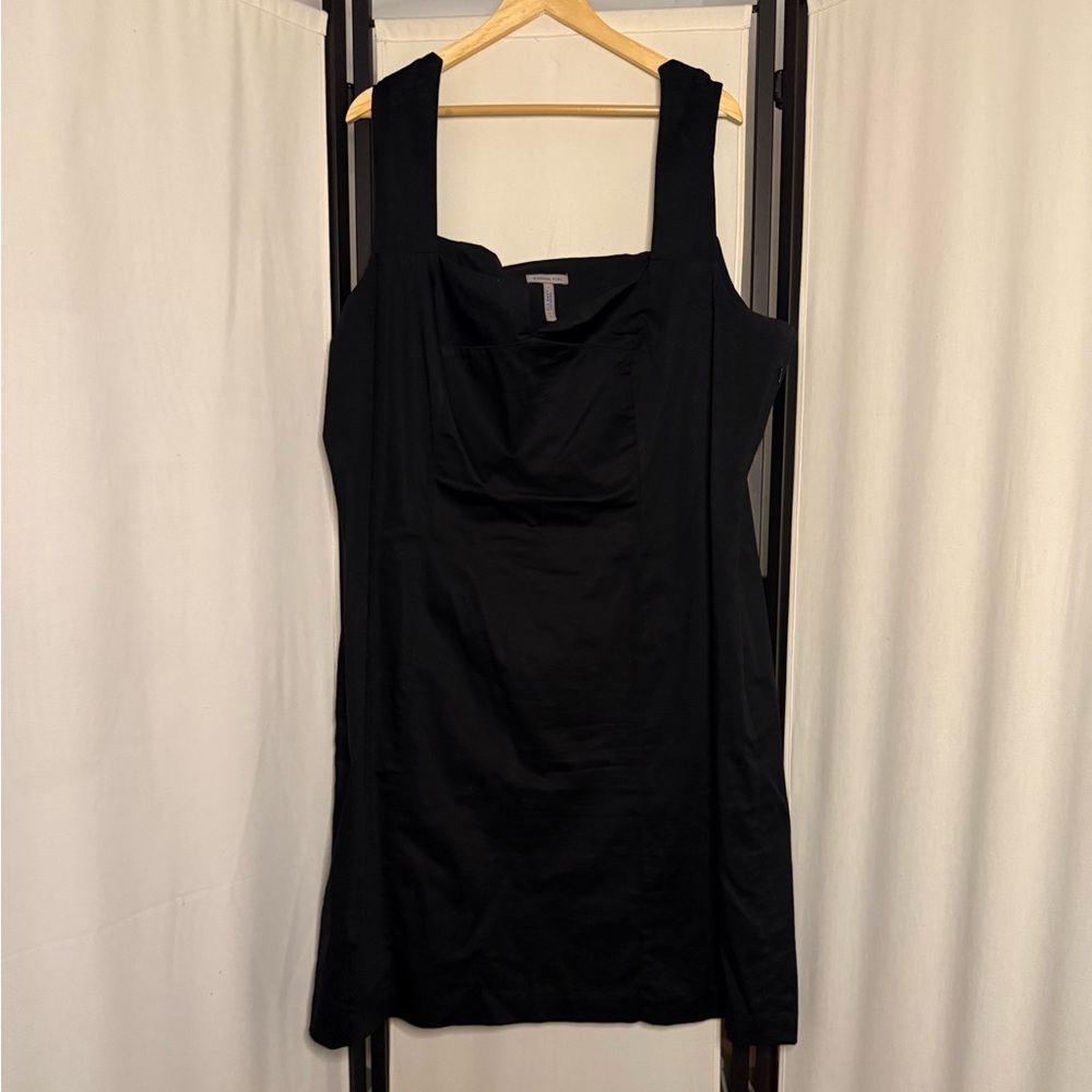 3/$10 Old Navy Black Sleeveless Dress